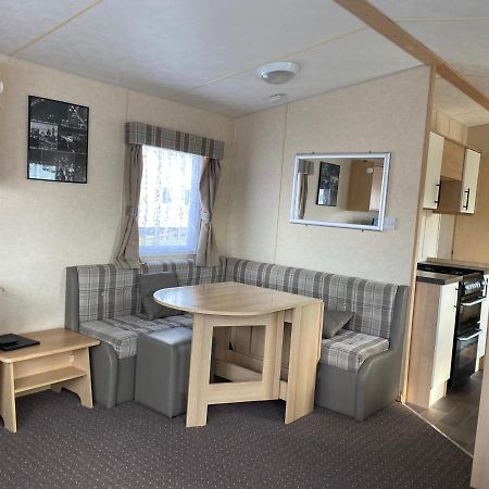 3 Bedroom 8 Berth Standard Basic Caravans With Hot Tub,Mountain Bikes Tattershall Eksteriør billede