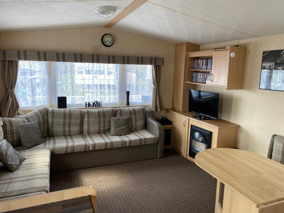 3 Bedroom 8 Berth Standard Basic Caravans With Hot Tub,Mountain Bikes Tattershall Eksteriør billede