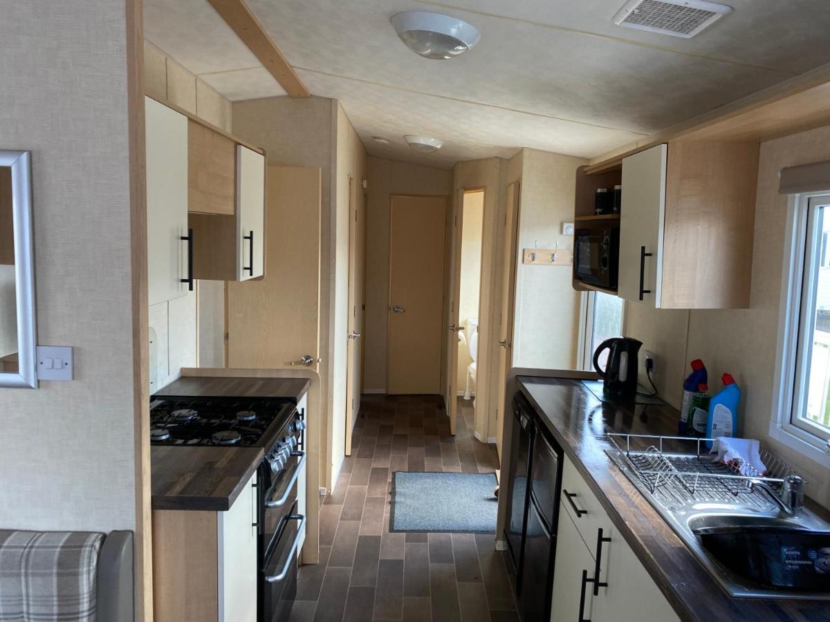 3 Bedroom 8 Berth Standard Basic Caravans With Hot Tub,Mountain Bikes Tattershall Eksteriør billede